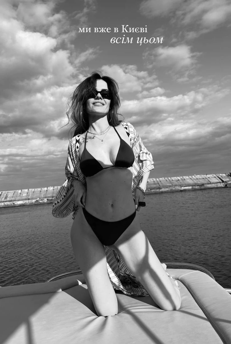 Відео Анастасія, до речі, знімала в Одесі