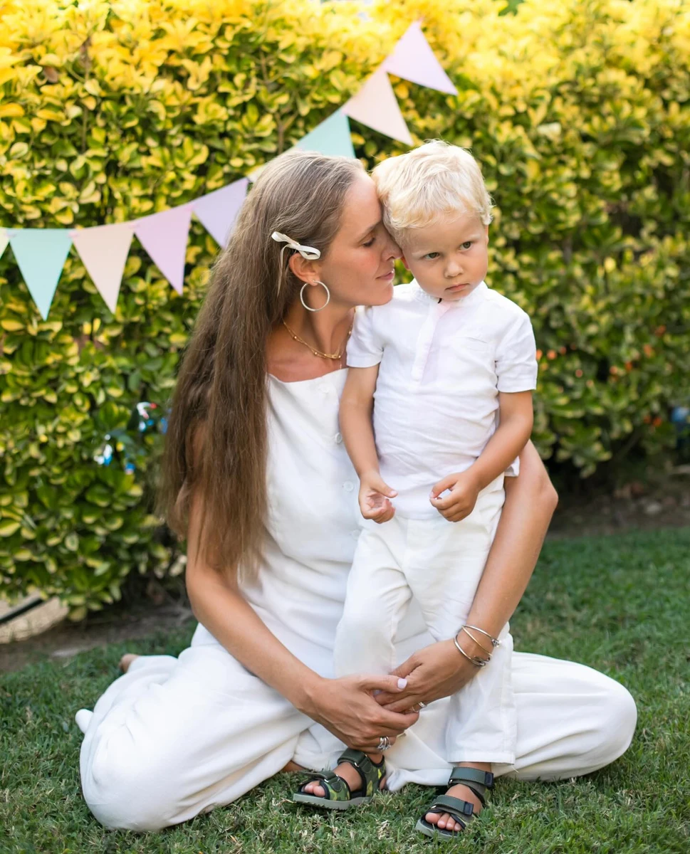 Осадча з сином Данилом