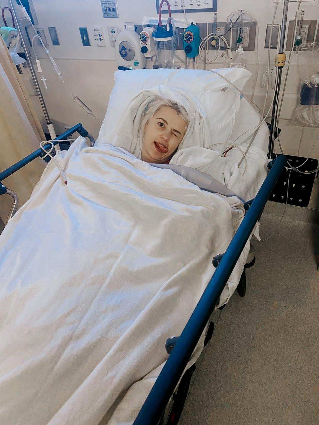 Міка Ньютон про рак