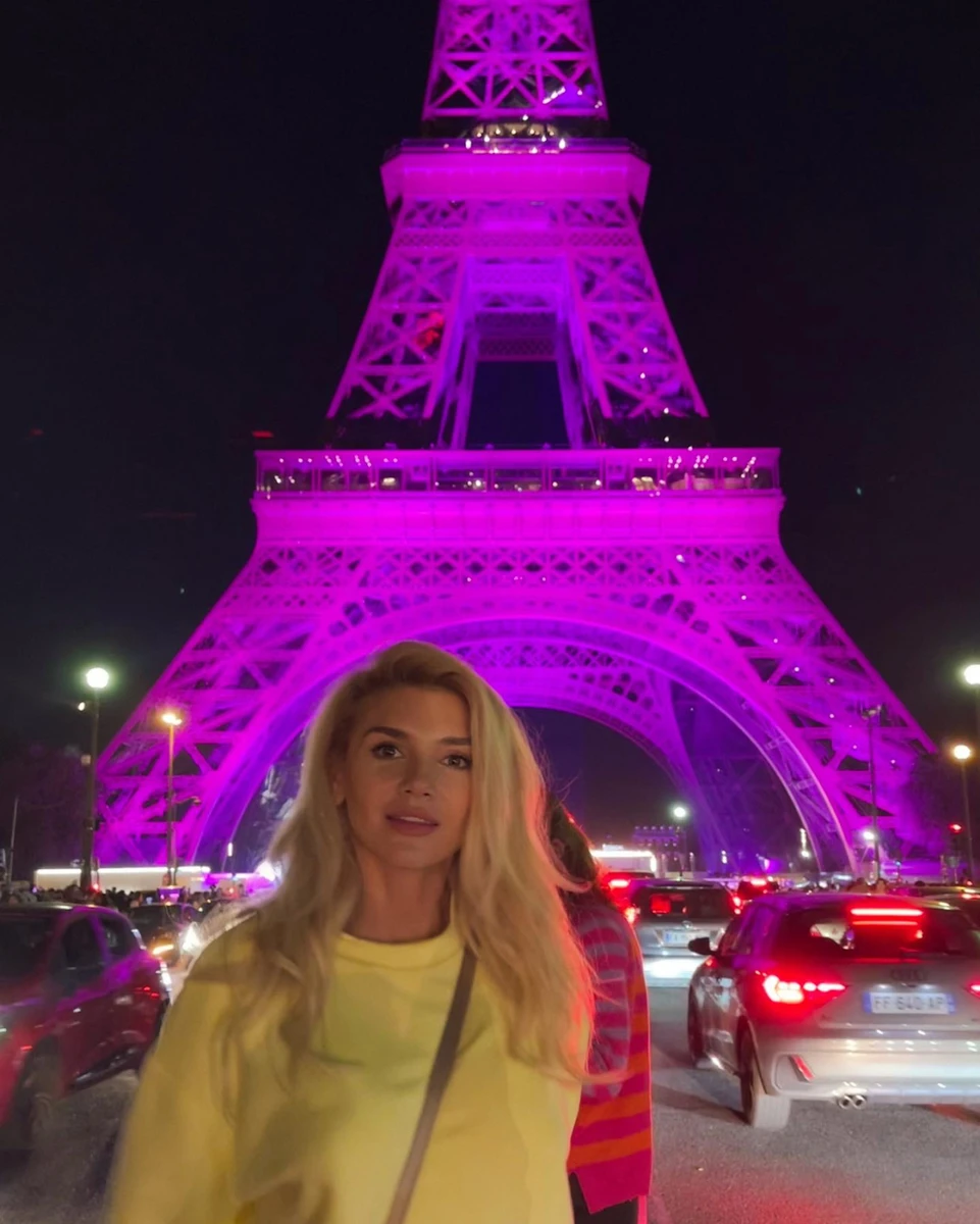 Де два фото, там і три