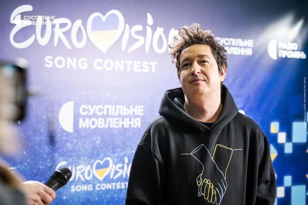 Я за чесну та якісну музику будь-яких стилів та напрямків. І за те, щоб на відборі українська публіка чула та приймала різну музику і різних артистів, - сказав Діма про Нацвідбір на Євробачення  