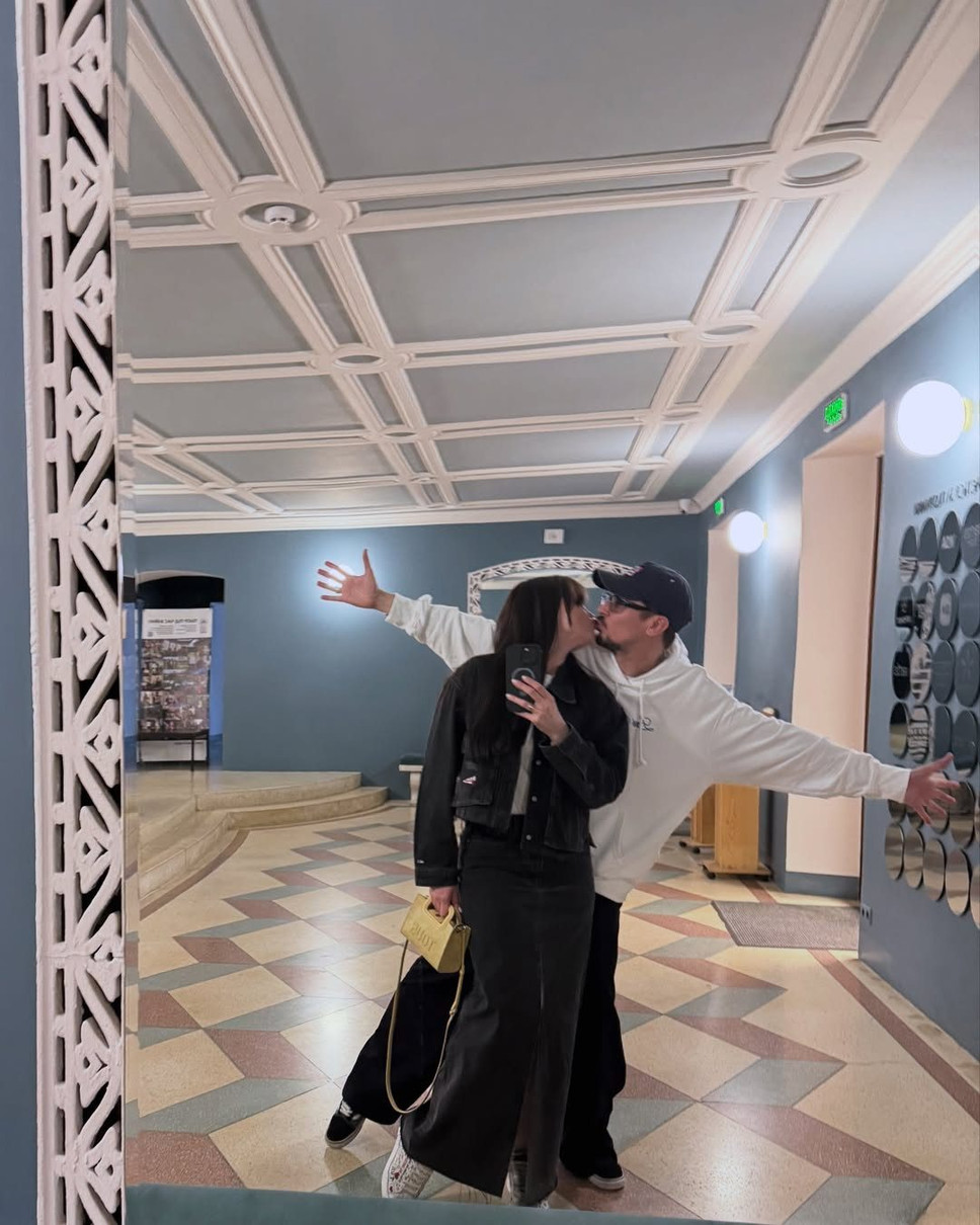 Позитив і Юлія Сахневич