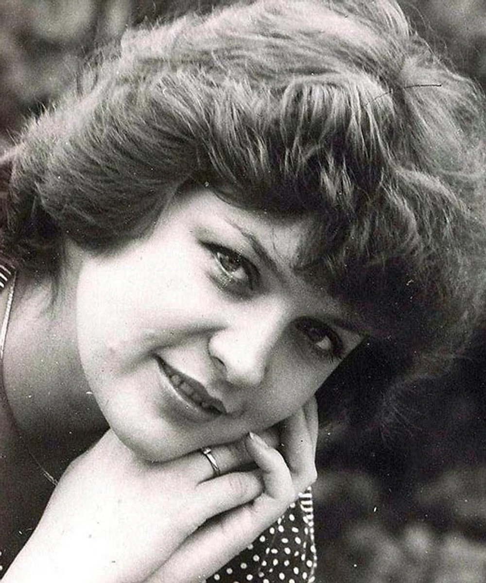 Що відомо про дитинство Лілії Сандулеси