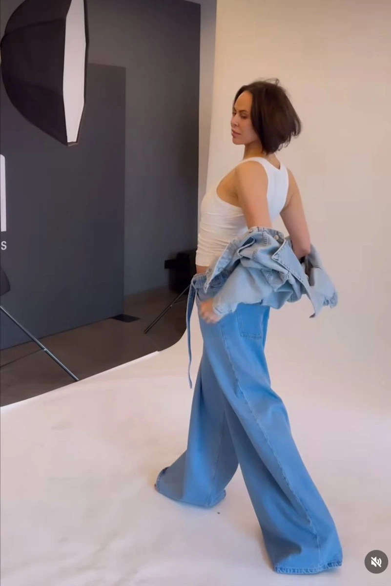 На знімальному майданчику жінка відчуває себе впевнено і розкуто