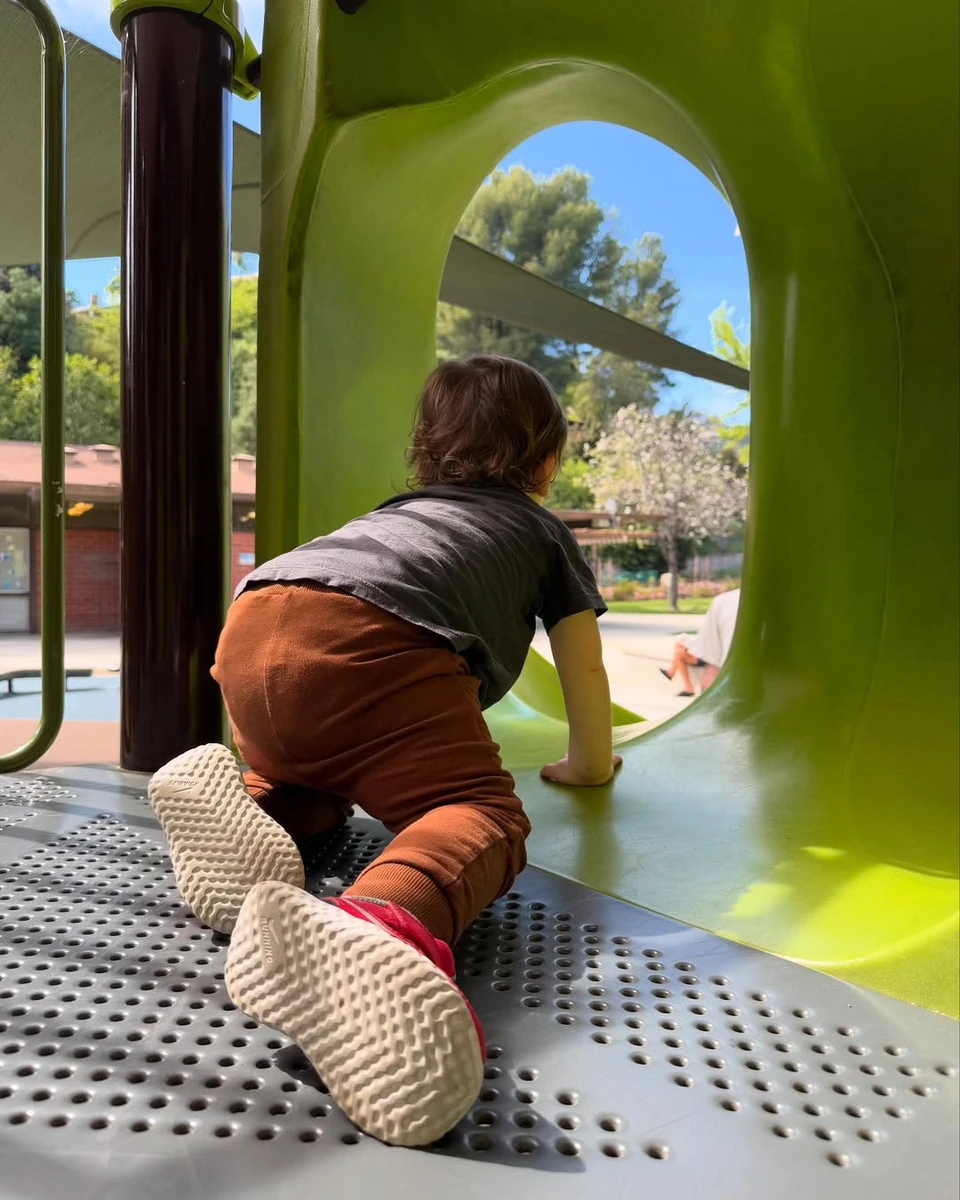 Ліндсей Лохан поділилася фото свого сина