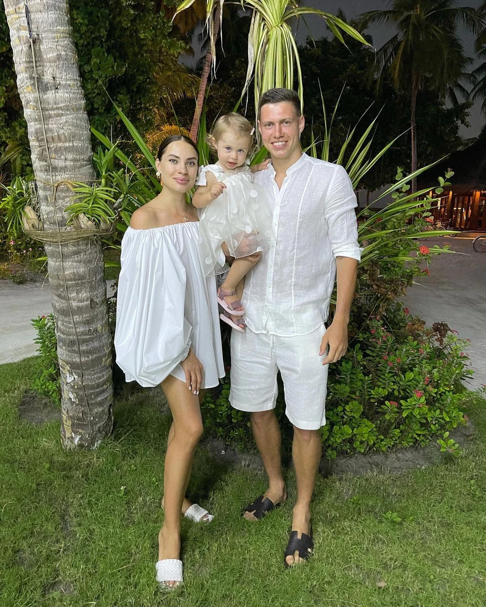 Микола Матвієнко разом із родиною