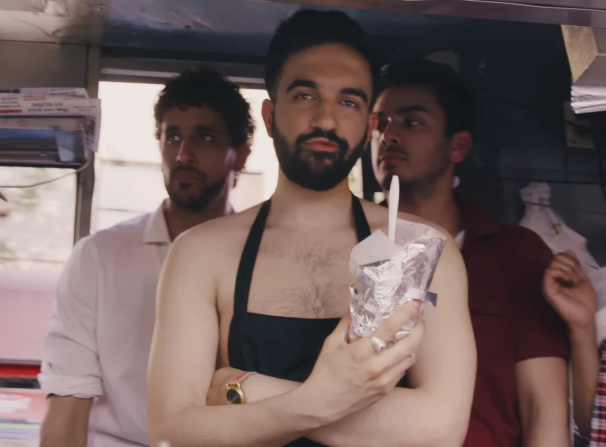 Зохран Мамдані у відеокліпі