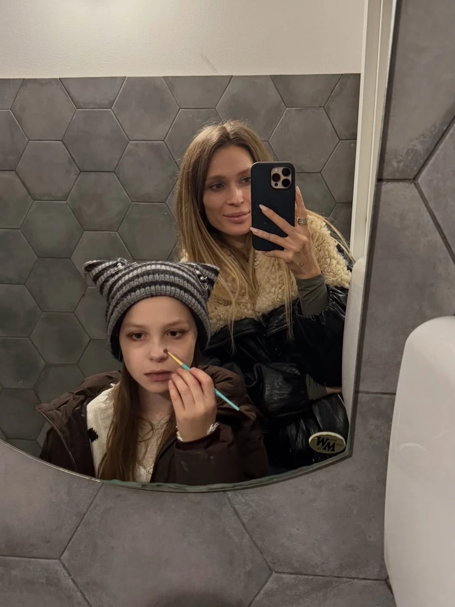 Віра - старша дочка актриси