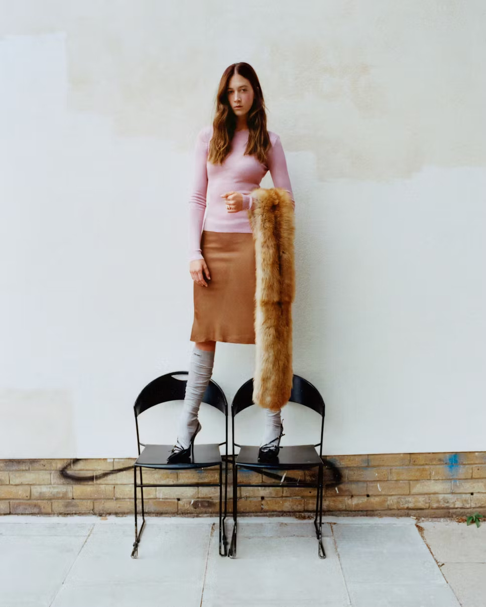 17-річна донька Кідман у спідниці та з хутром попозувала для журналу