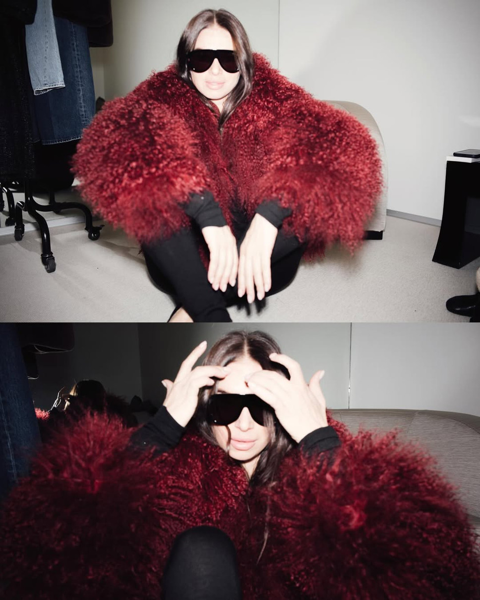 Дружина Усика у шубі ефектно знялася для фото на підлозі