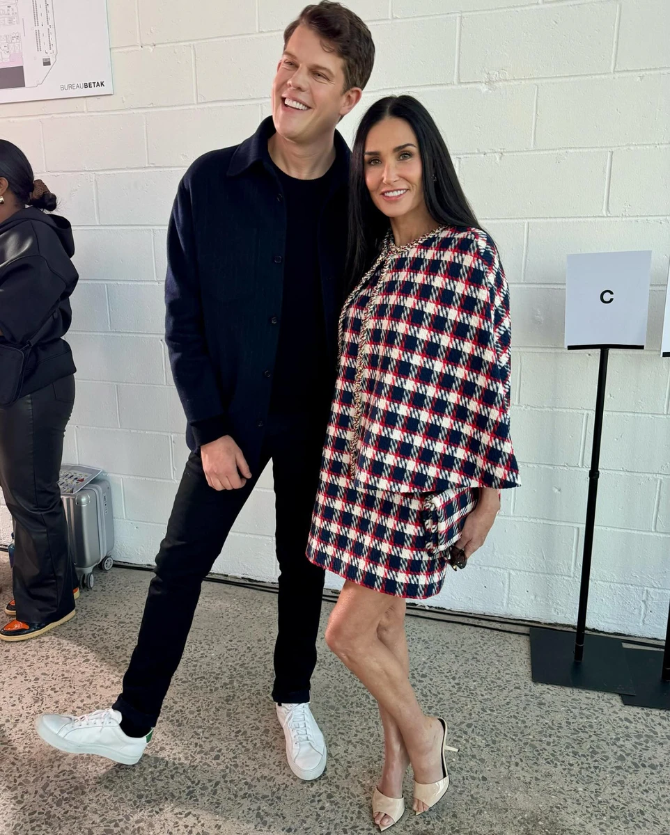 Актриса попозувала разом з креативним директором бренду Весом Гордоном