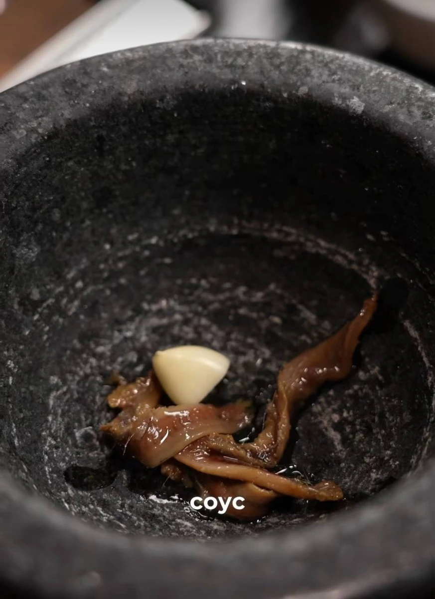 Кацурін приготував соус для Цезаря