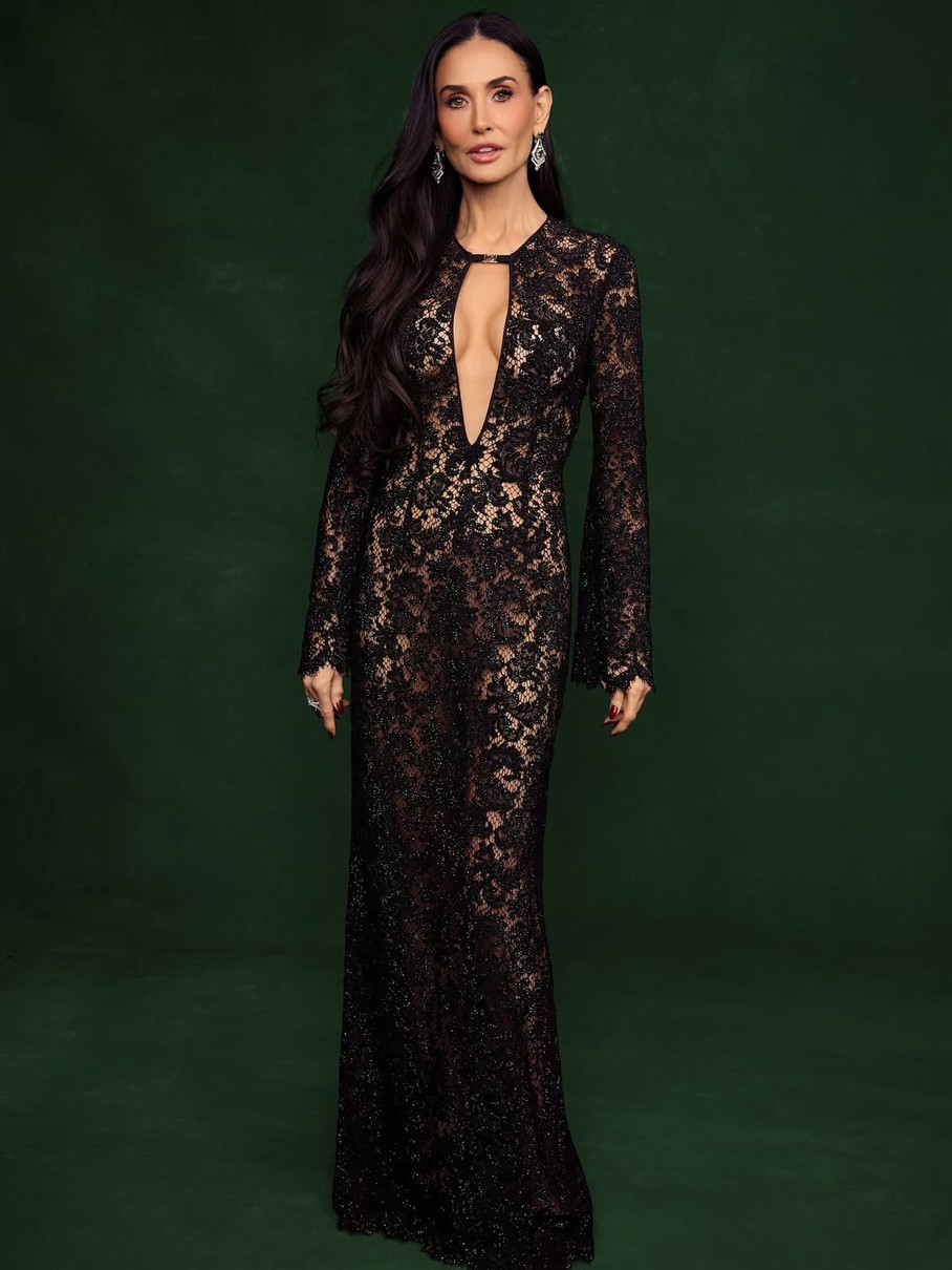 Демі Мур у розкішному образі від відомого бренду