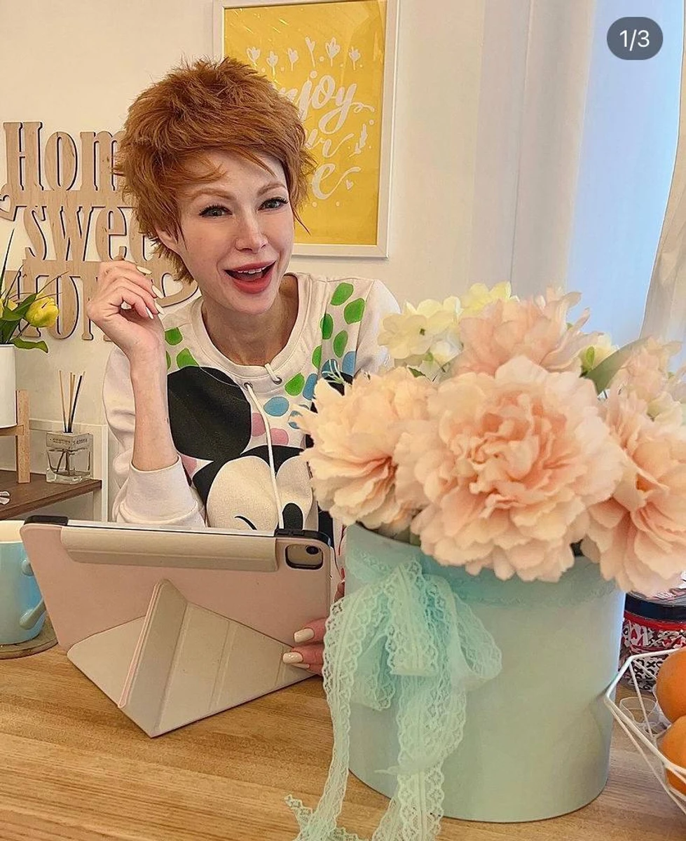 За чудові квіти потрібно віддячити:)