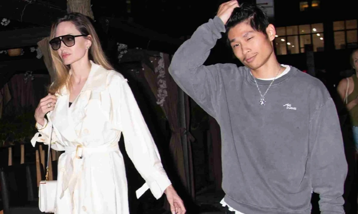 Анджеліна Джолі зі своїм сином Паксом