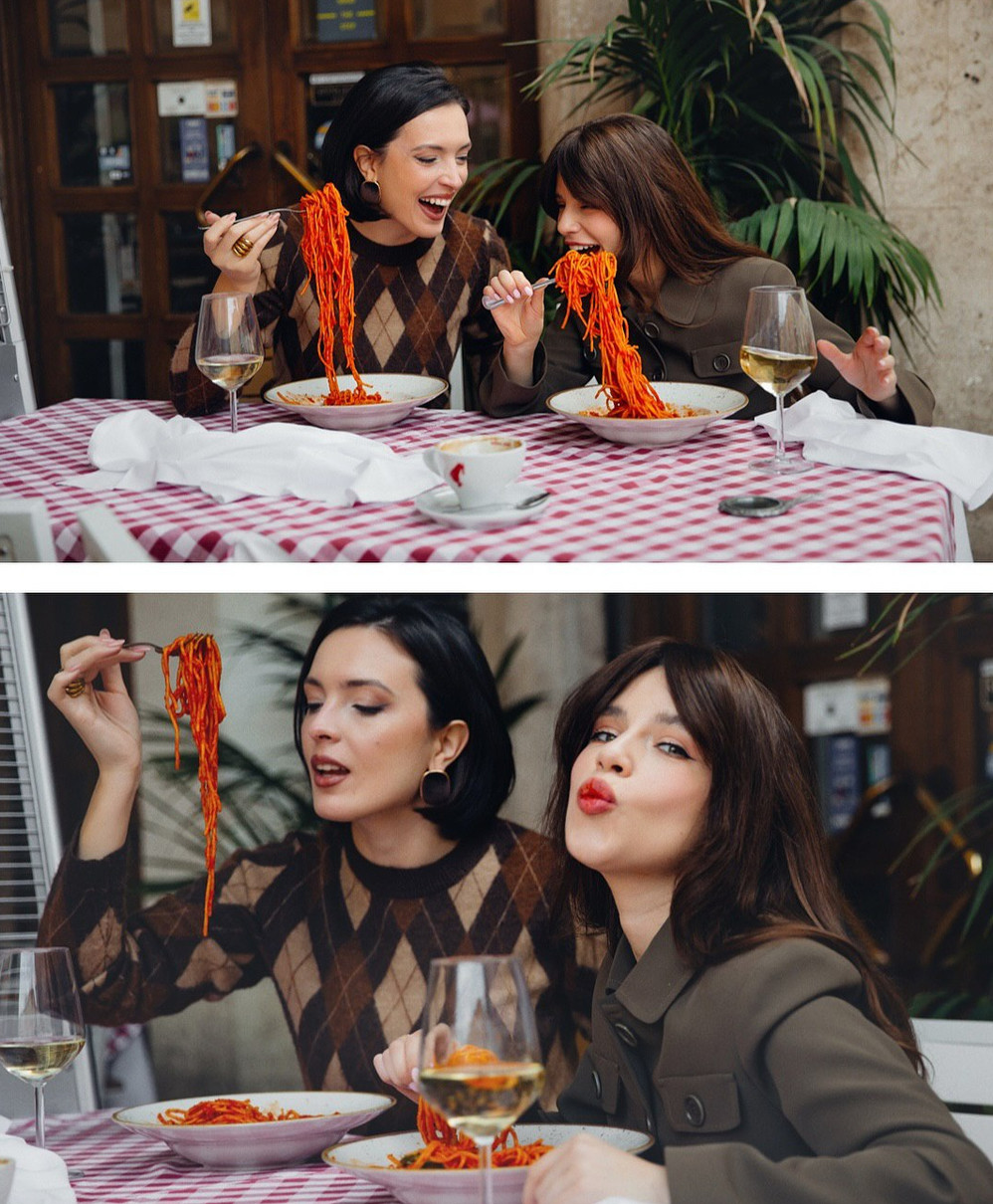 Христина Соловій і Лєра Мандзюк наробили веселих фото з пастою у Римі