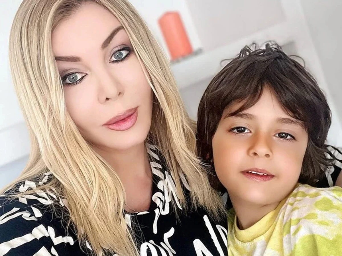 Ірина Білик з молодшим сином Табрізом