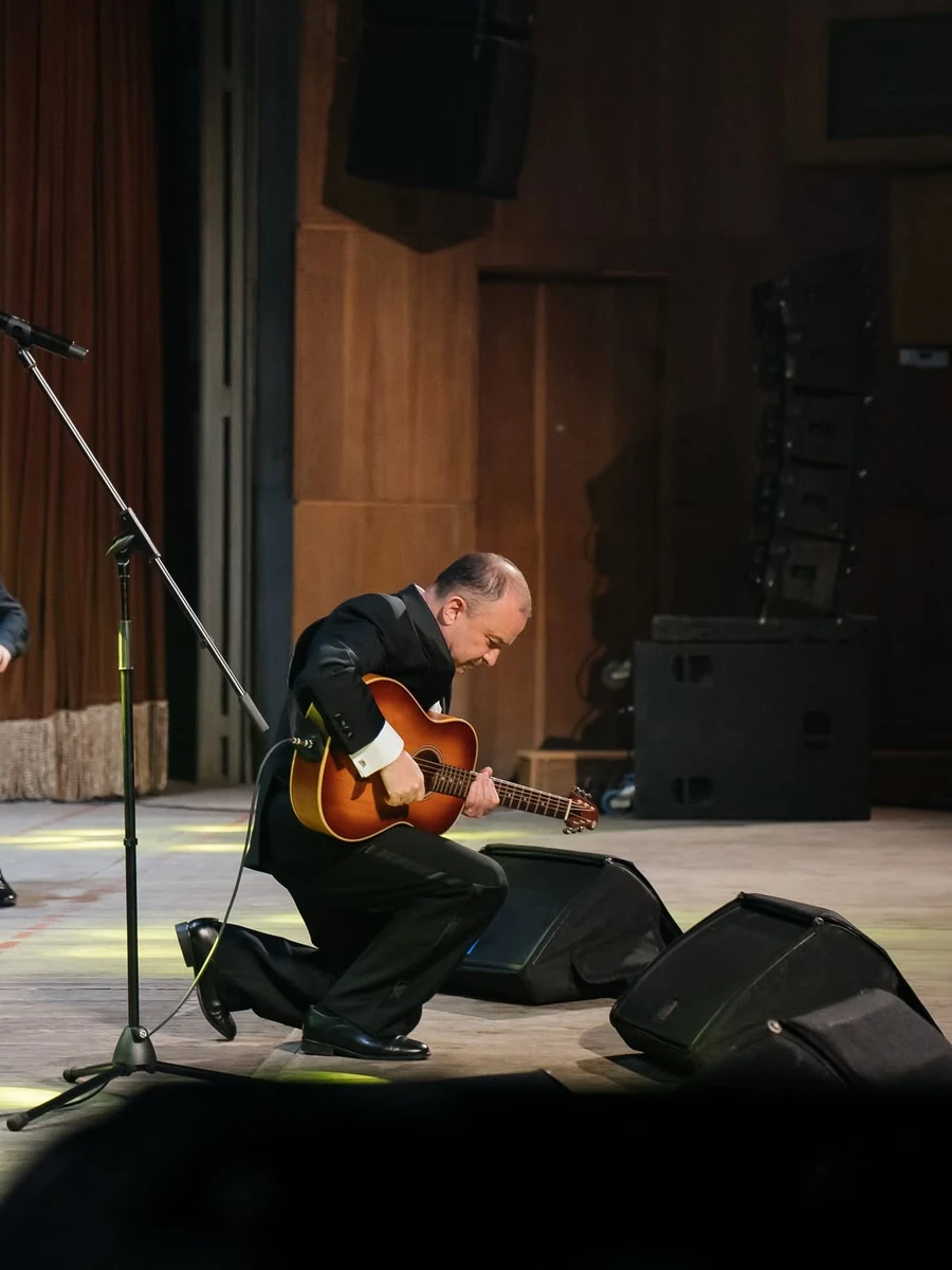 Катерина Репяхова показала чоловіка з гітарою