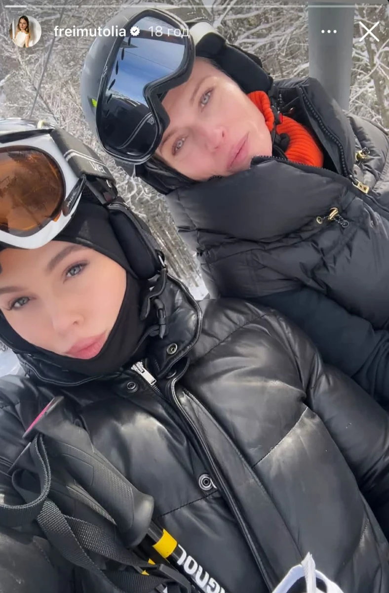 Оля Полякова показалася зі своєю дочкою у Буковелі