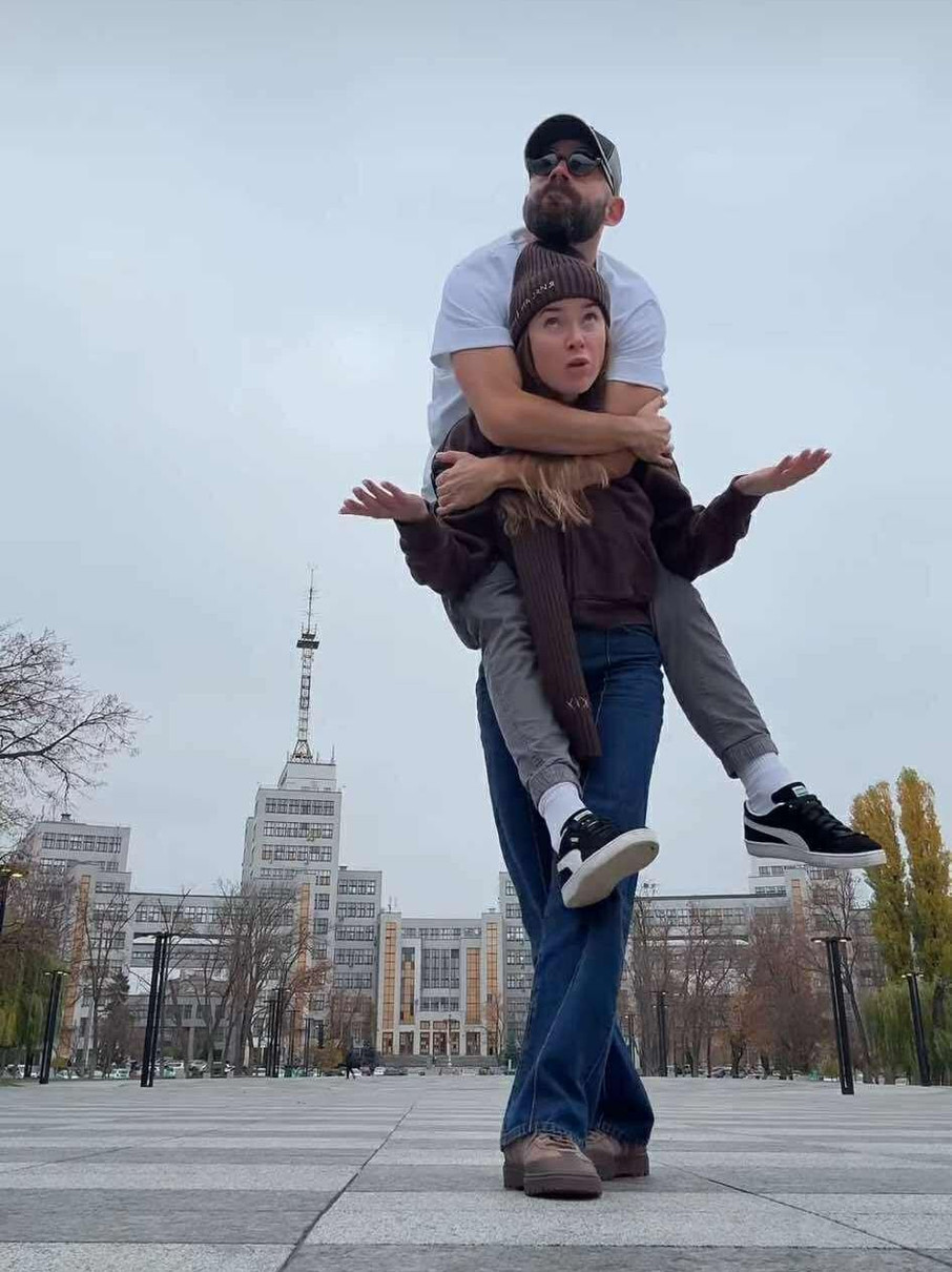 Бєдняков на плечах у Світоліної