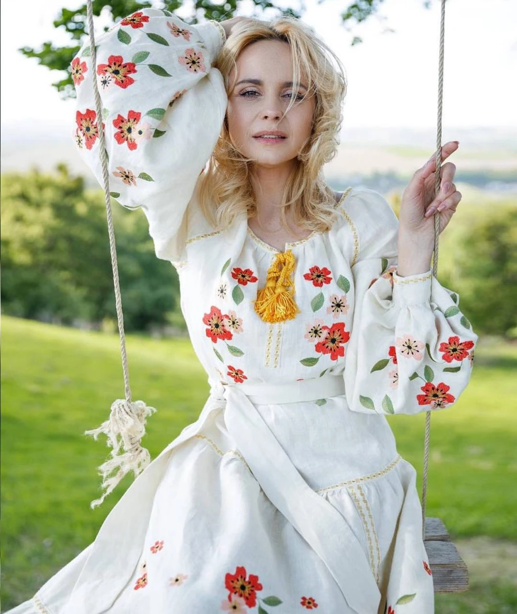Лілія Ребрик у вишиванці