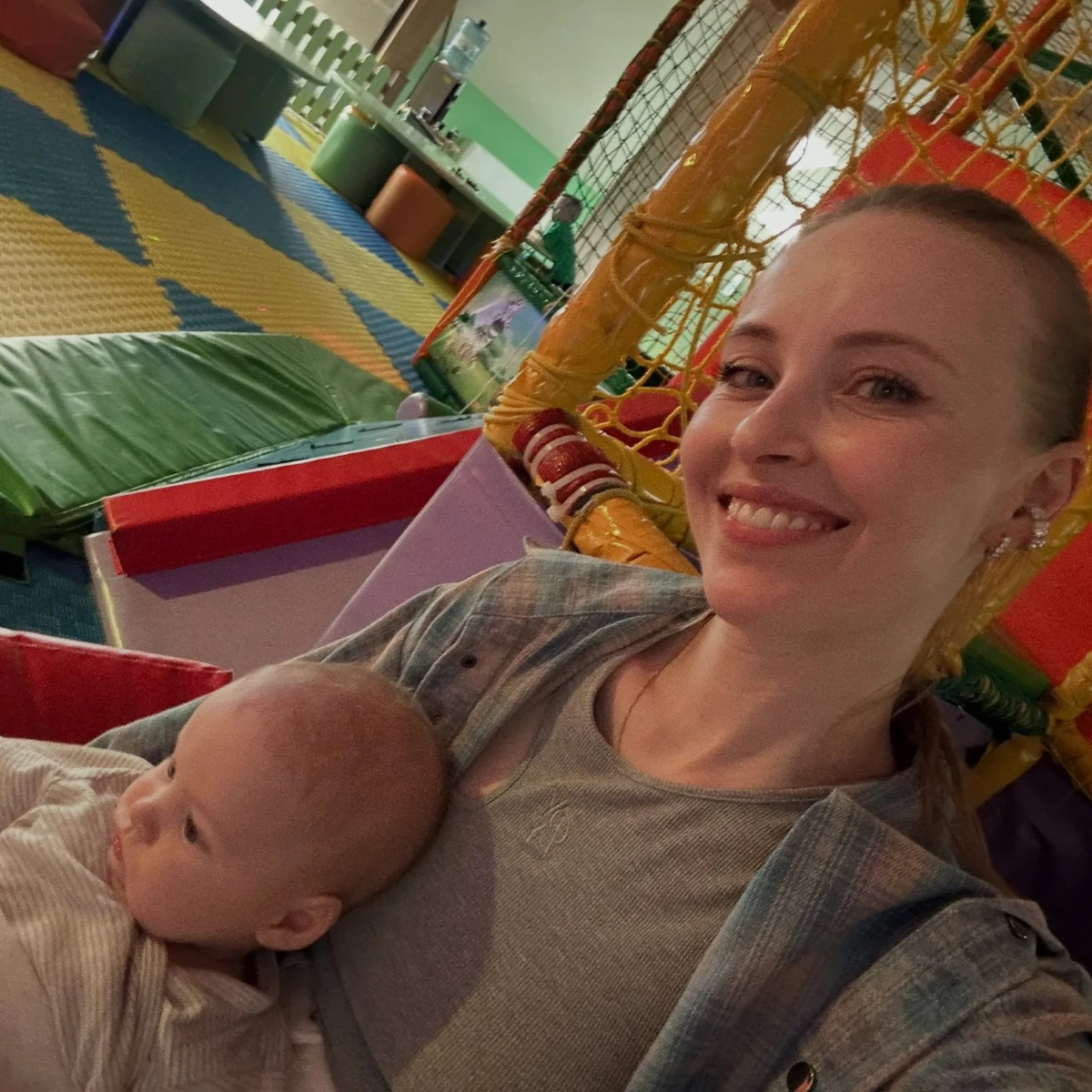 Анна Сагайдачна замилувала селфі з маленьким сином
