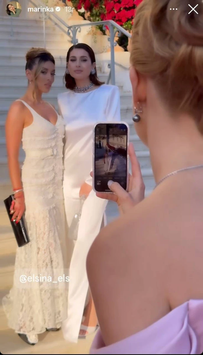 Ярославська і Хайрова дружать вже давно і, здається, їх не хвилює, що країна однієї напала на країну іншої