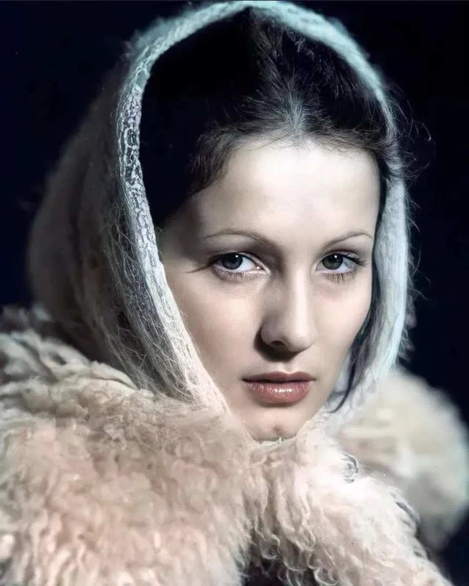 Софія Ротару у молодості