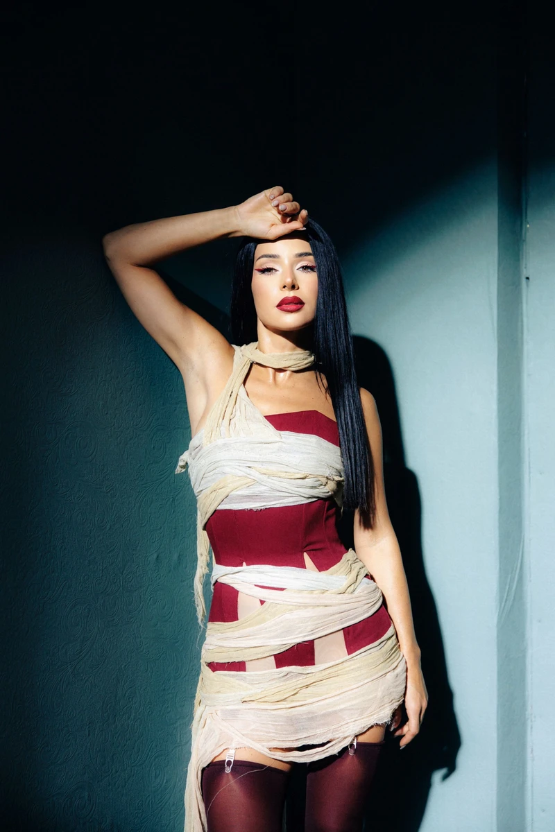 Злата назвала себе королевою драми 