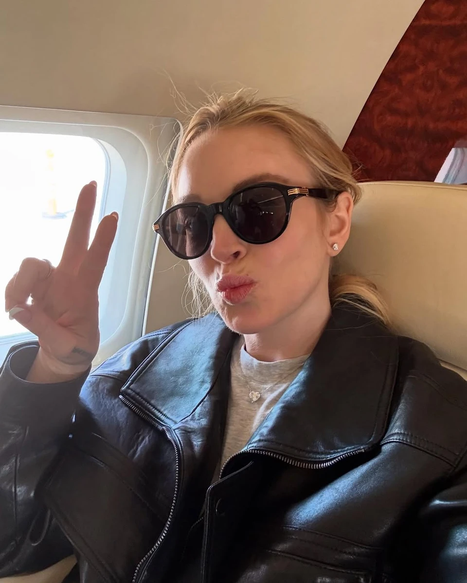 Ліндсей Лохан показала своє нове фото