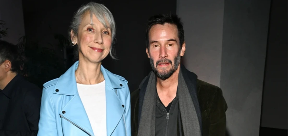 Кіану Рівз одружився зі своєю 52-річною коханою