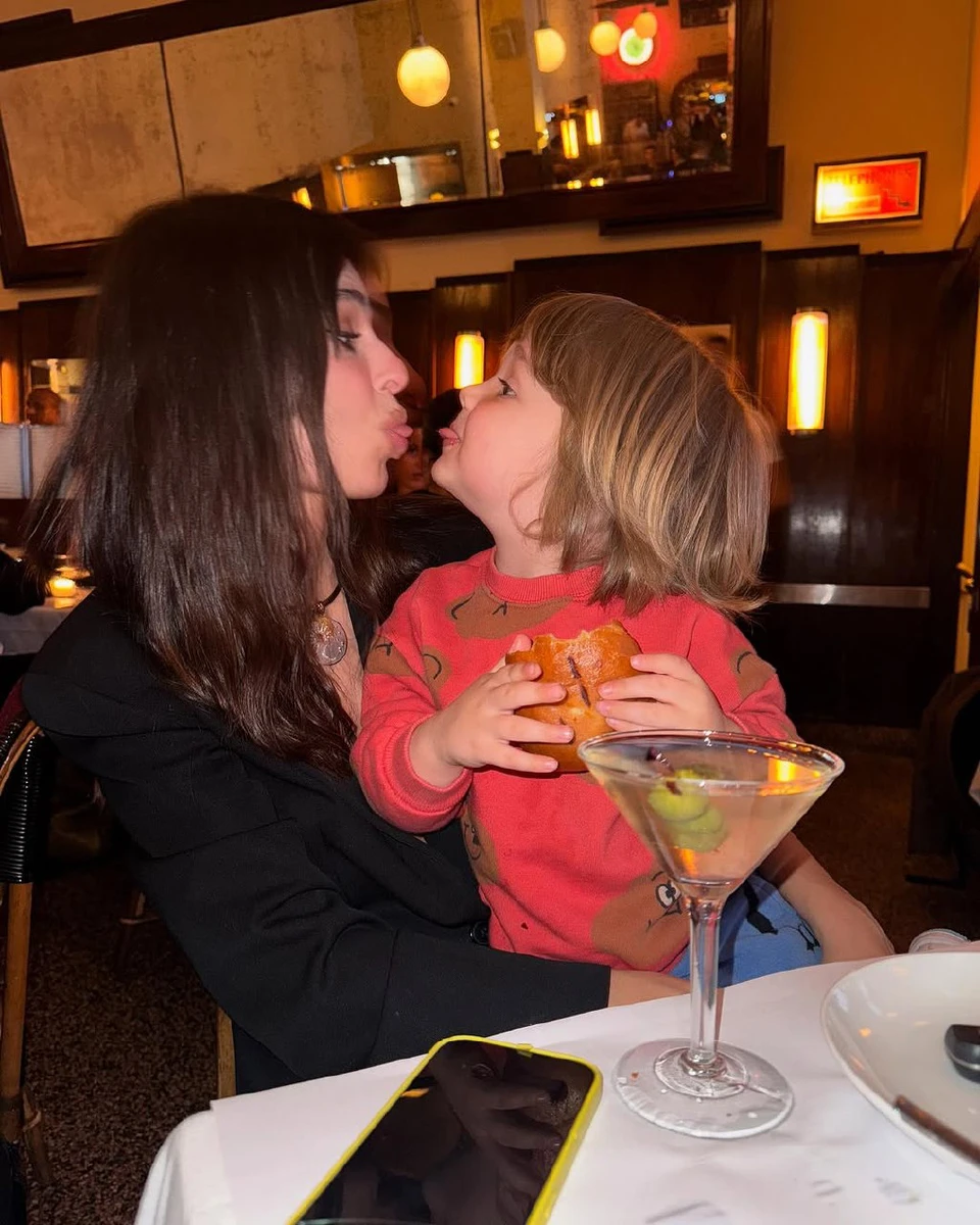 Ратаковскі дуркує з сином