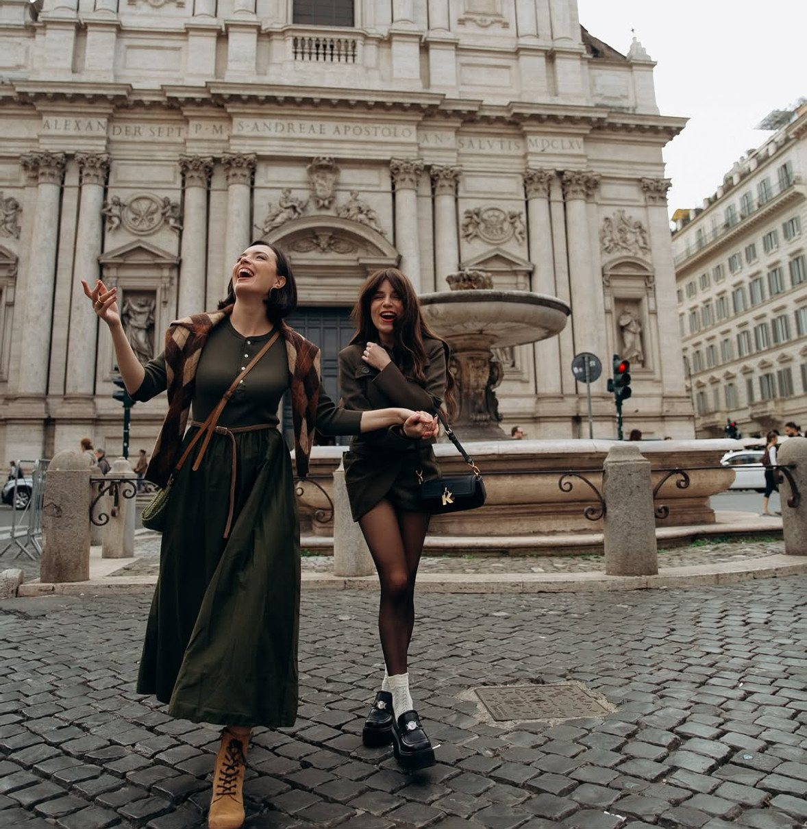 Христина Соловій похвалилася фігуркою у міні луці в Римі