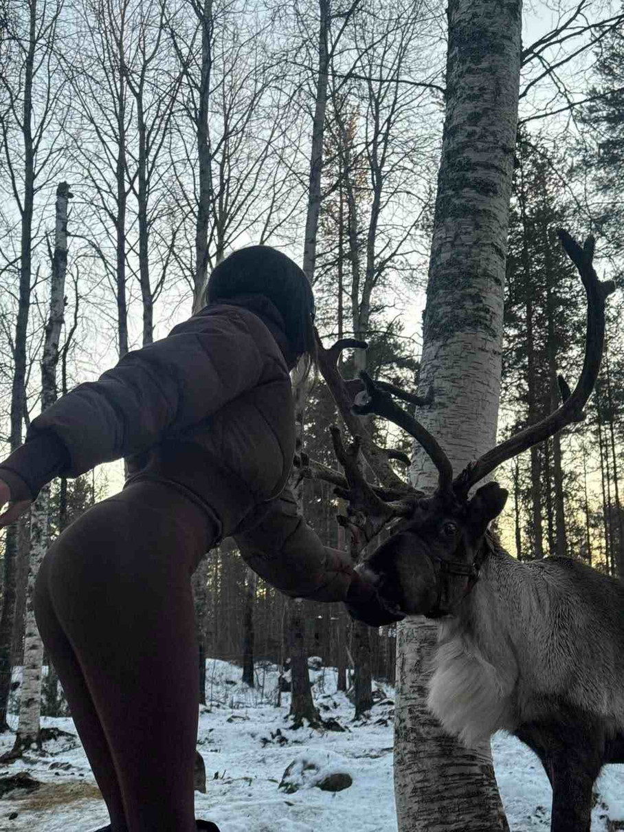 Тіна Кунакі в інстаграм