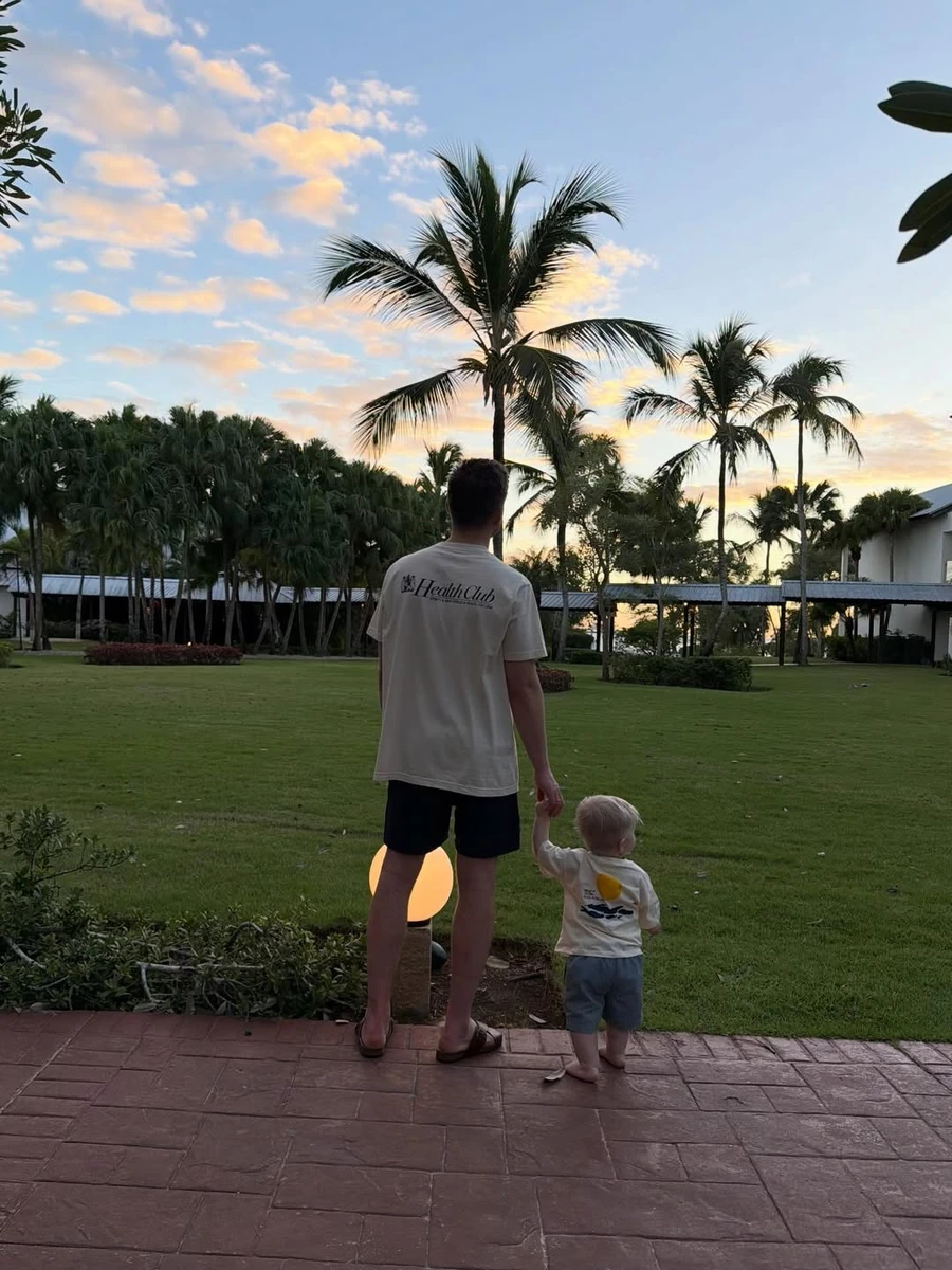 Катерина Остапчук похвалилася чоловіком та сином на відпочинку