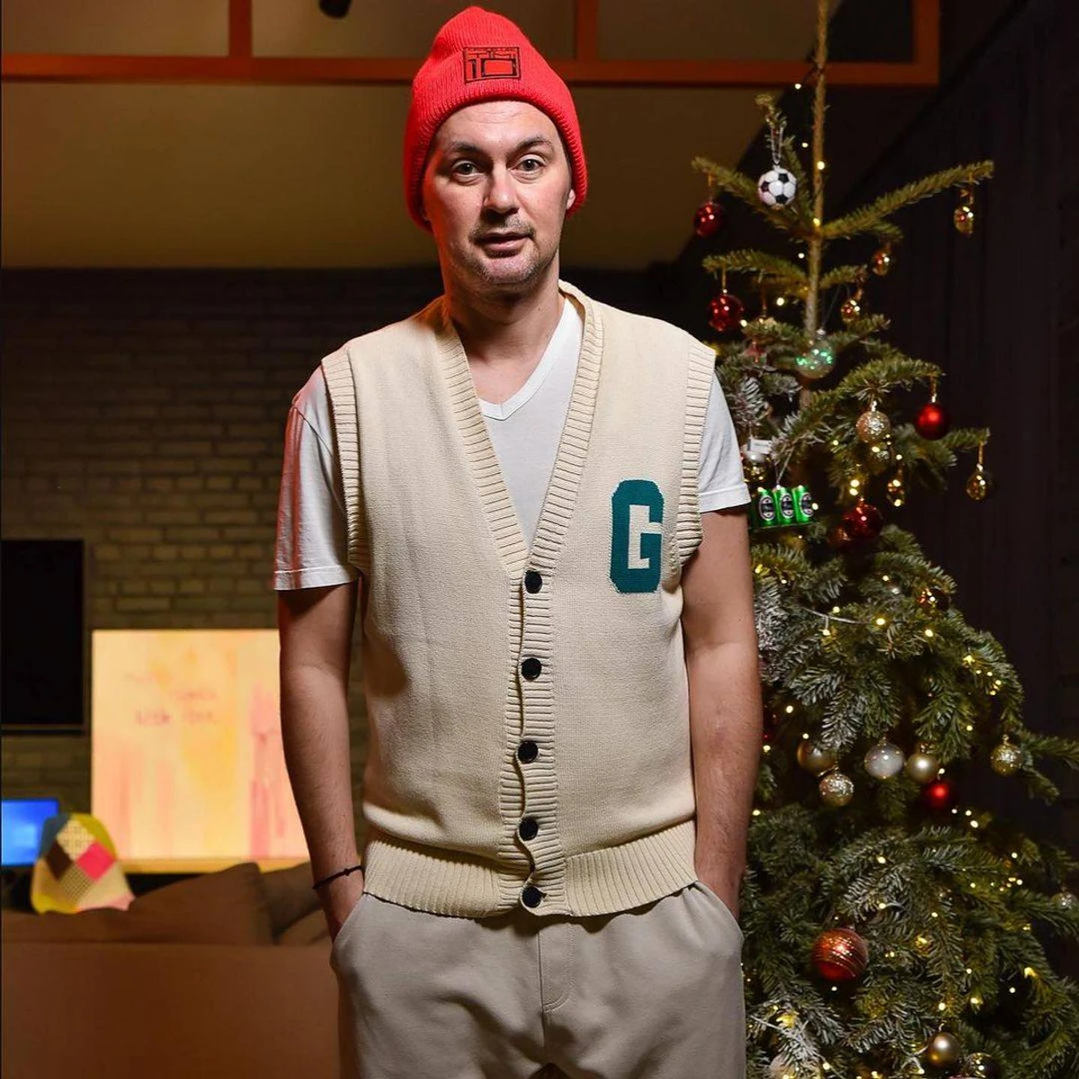 Моногамні стосунки - не для Артема