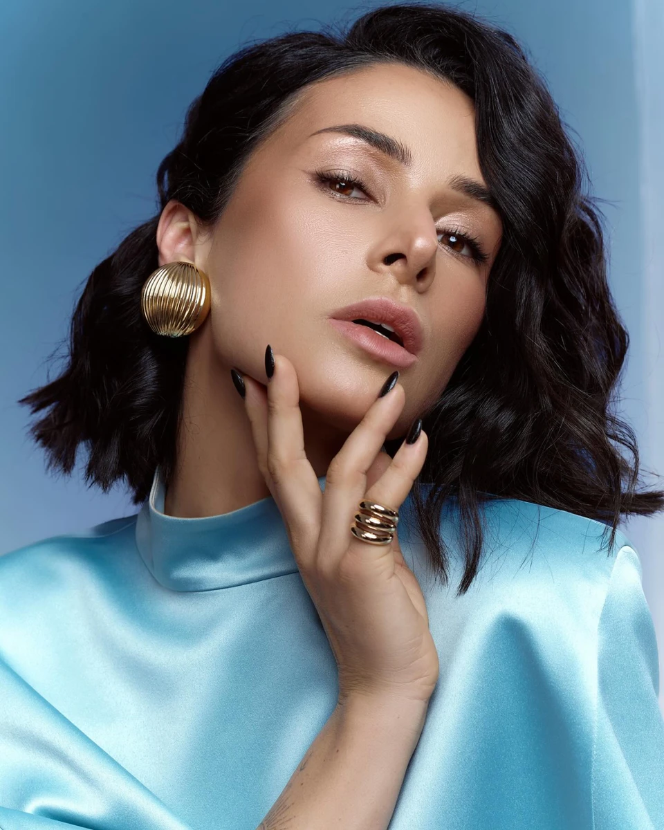 Злата Огнєвіч на сексі фото