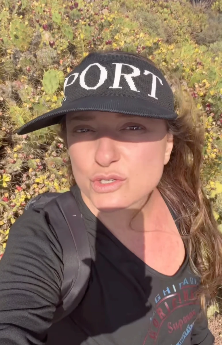 Наталія Могилевська показала, як з дочкою їла кактус