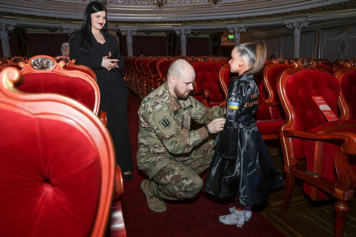 Тато-військовий приїхав підтримати Злату Верес 