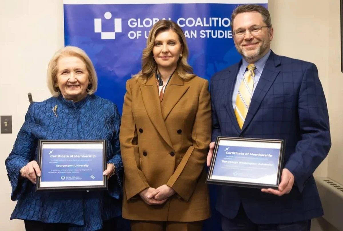 Олена Зеленська вигуляла ефектний костюм на саміт у США